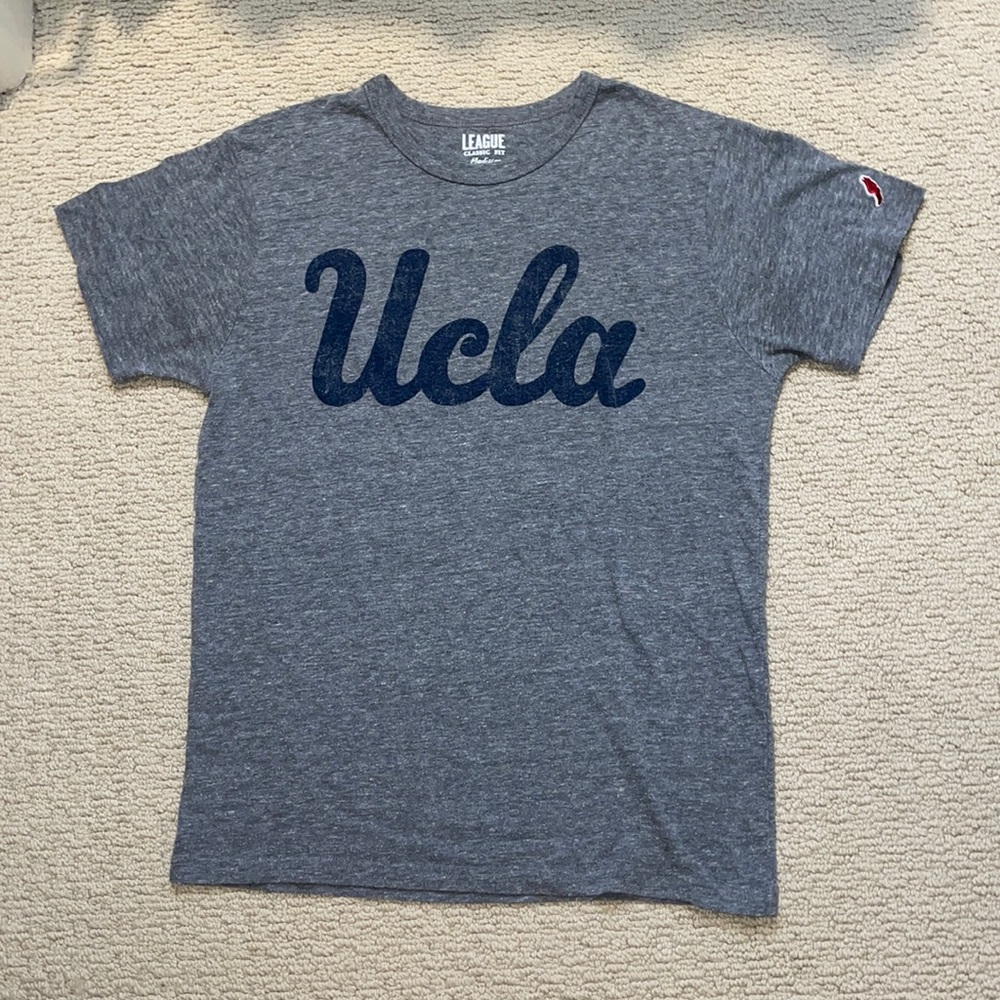 UCLA distressed t shirt